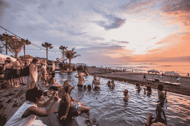 Did You Dream About… a Beach Party