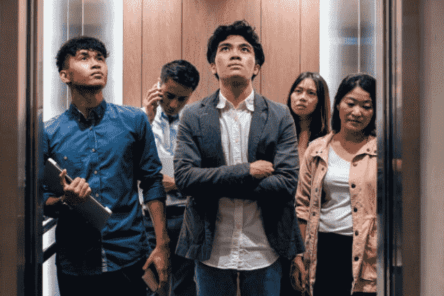 Did You Dream About… a Crowded Elevator